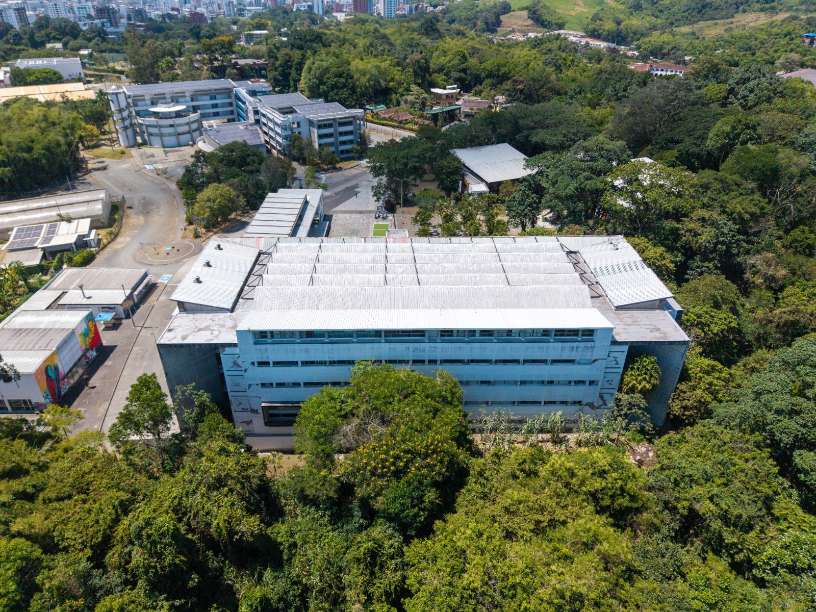 Imagen alusiva a El 63% del área construida del campus está deshabilitada
