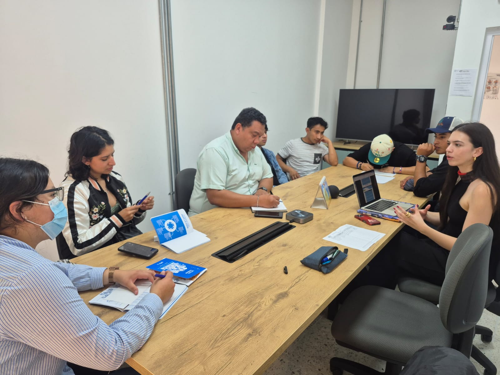 Finalización de las sesiones de bienvenida para estudiantes de movilidad entrante 2026-I