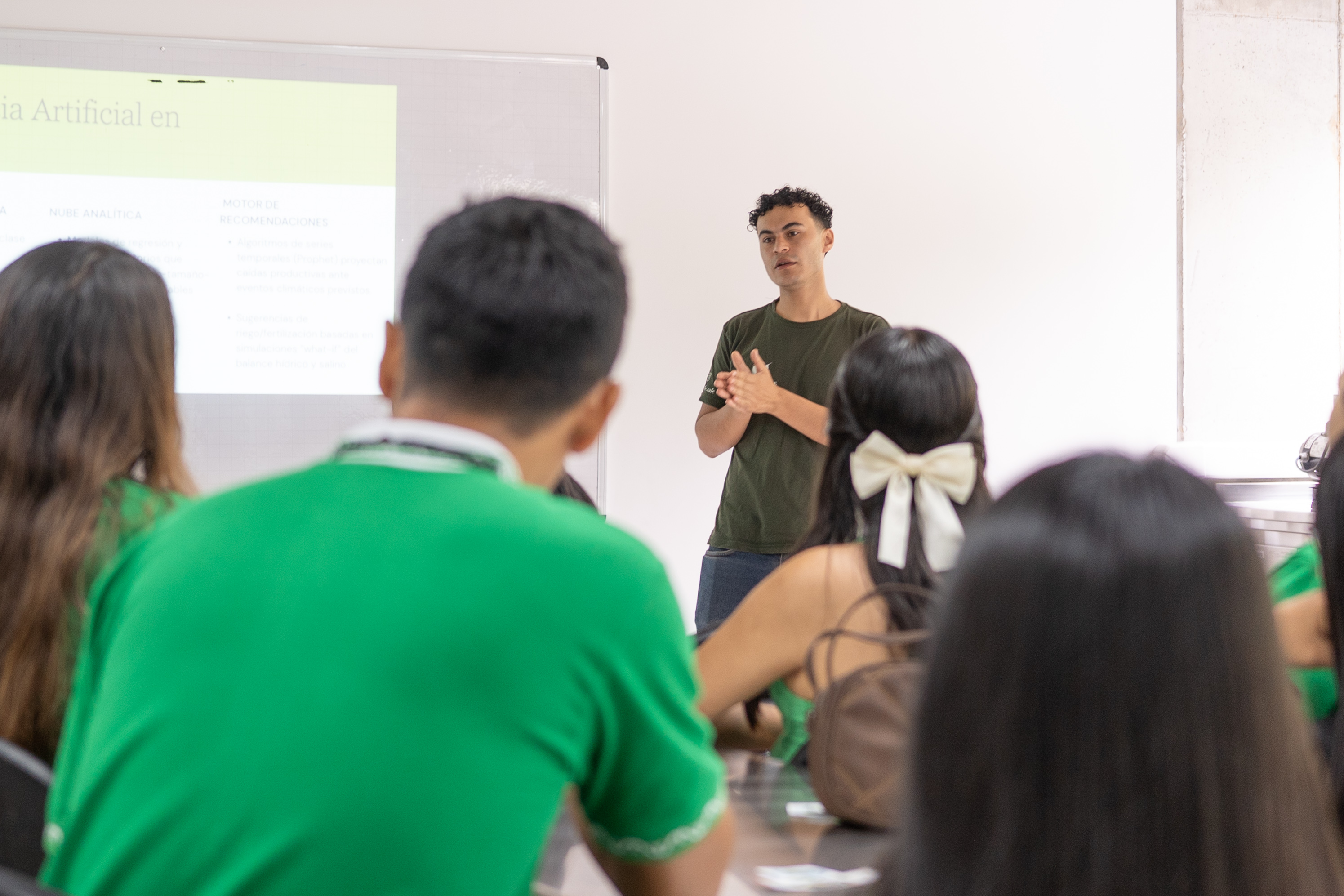 Imagen alusiva a UTP da la bienvenida a misión académica de Perú con recorrido por el campus y encuentro intercultural