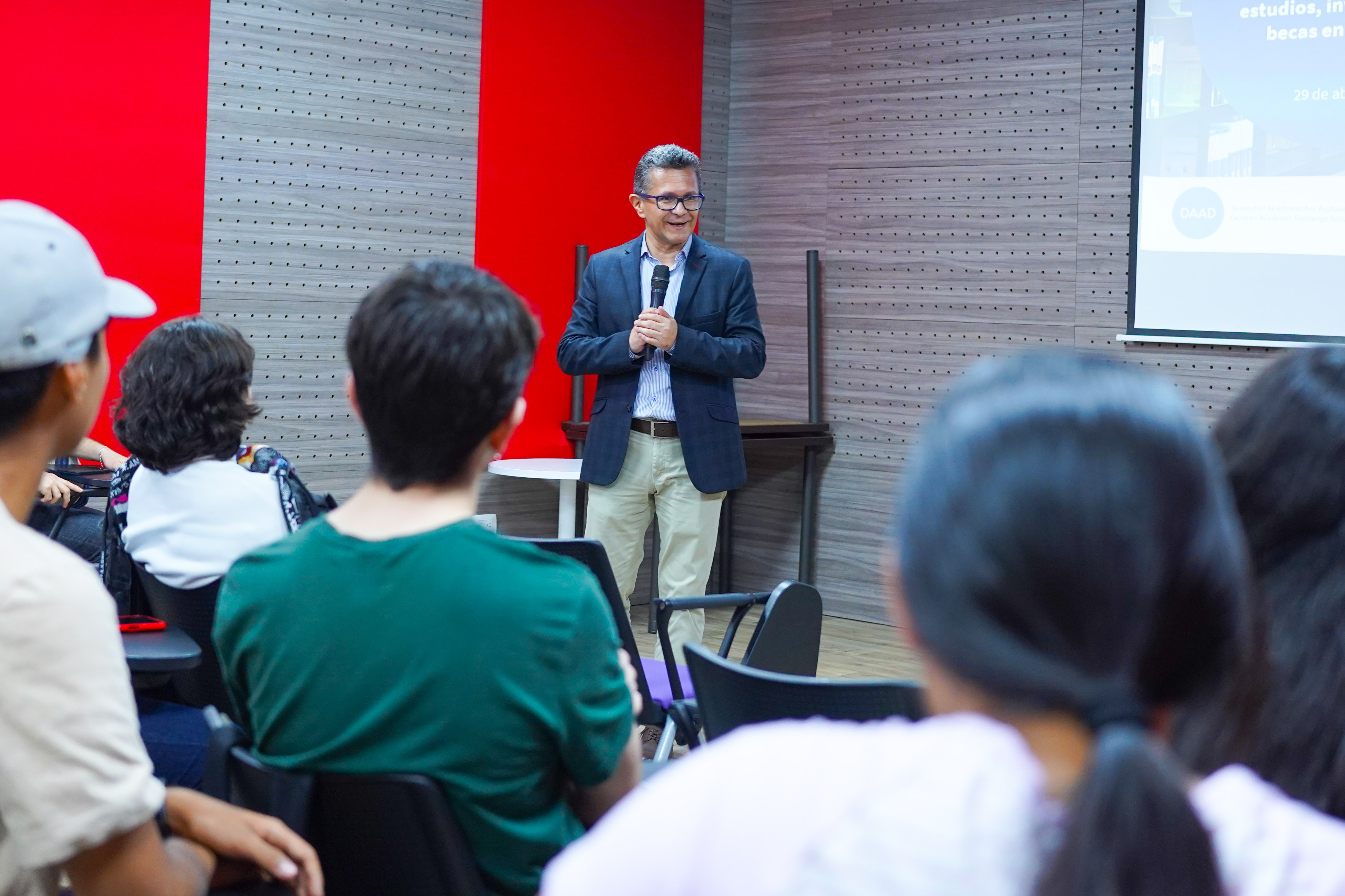 Imagen alusiva a Así vivimos la charla “¿Alemania en tu futuro académico?”