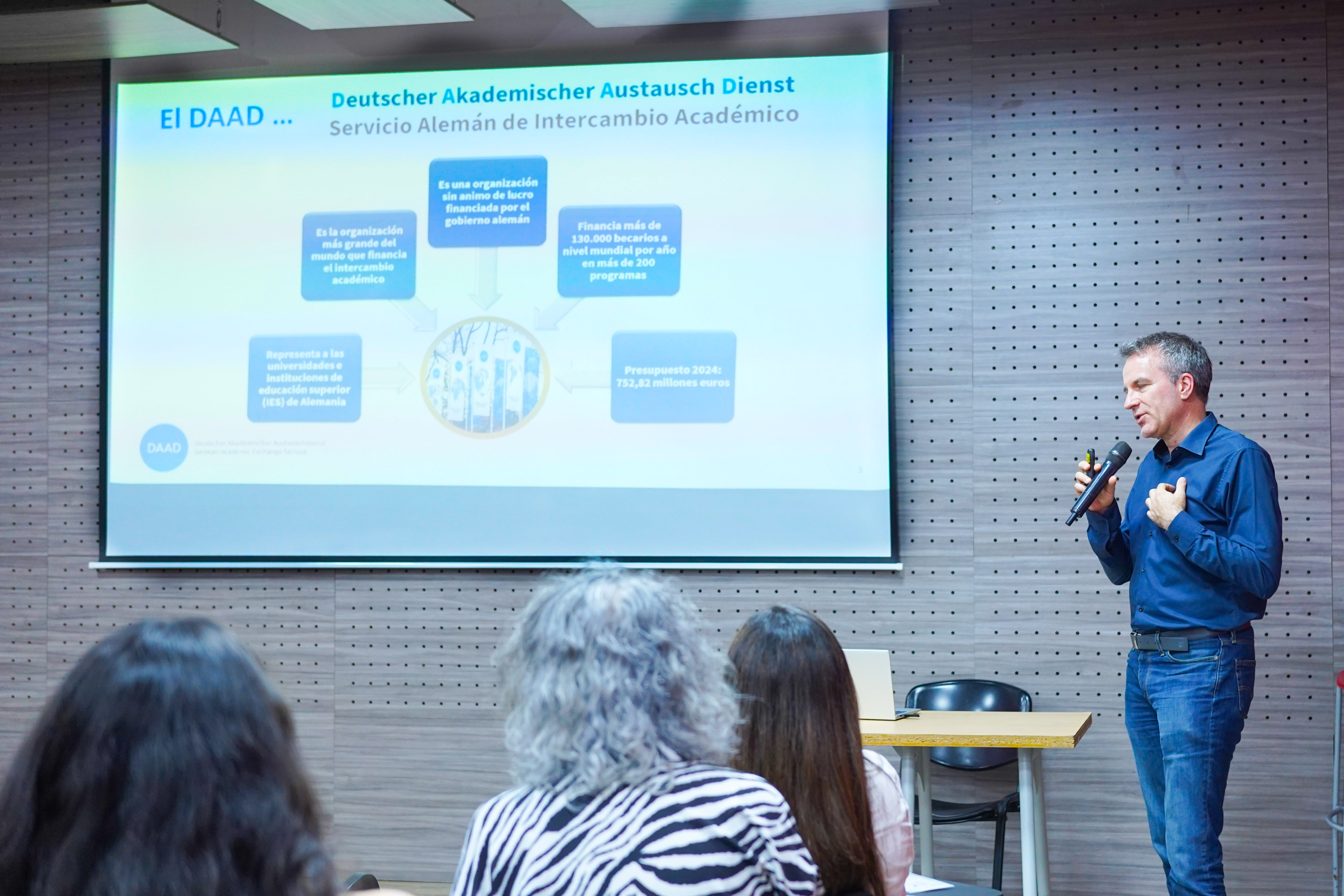 Imagen alusiva a Así vivimos la charla “¿Alemania en tu futuro académico?”