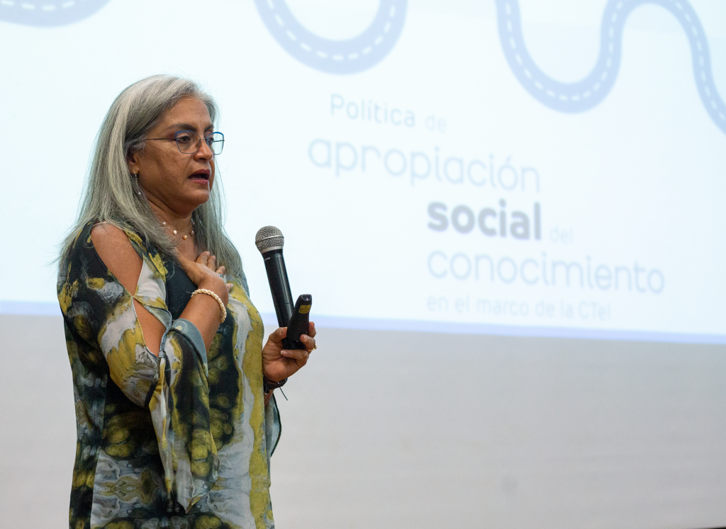 Socialización política de apropiación social del conocimiento