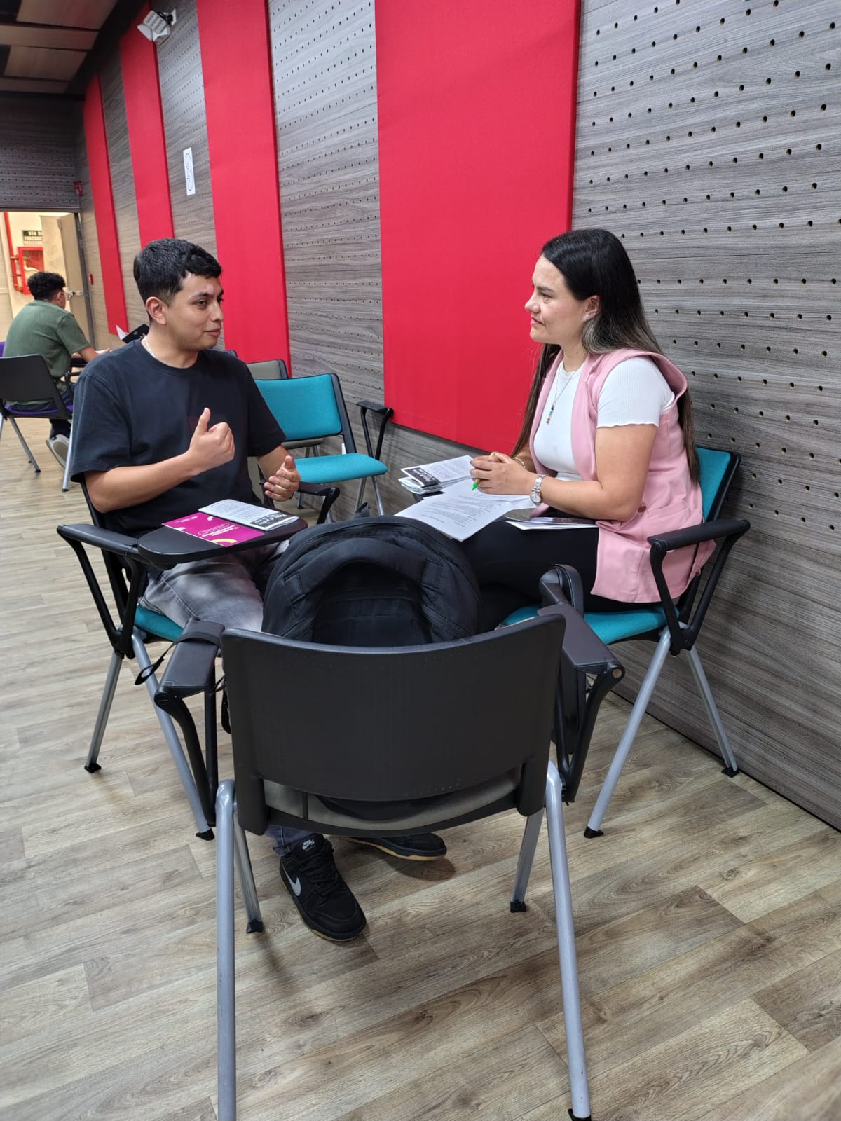Imagen alusiva a Estudiantes de la Jornada Especial fortalecen sus perfiles profesionales en una jornada de simulacros de entrevista