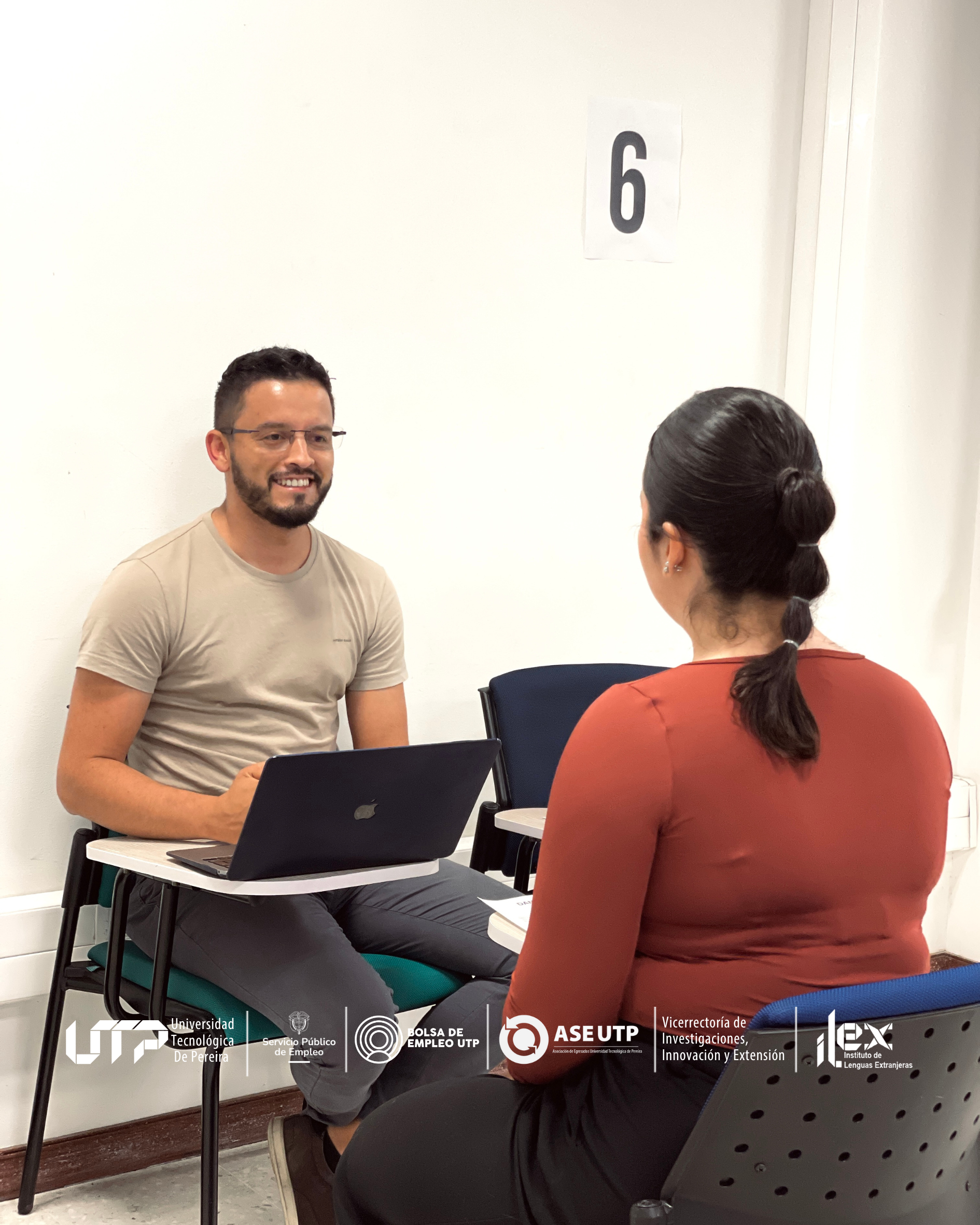 Imagen alusiva a Simulacro de entrevistas laborales, jornada especial nocturna