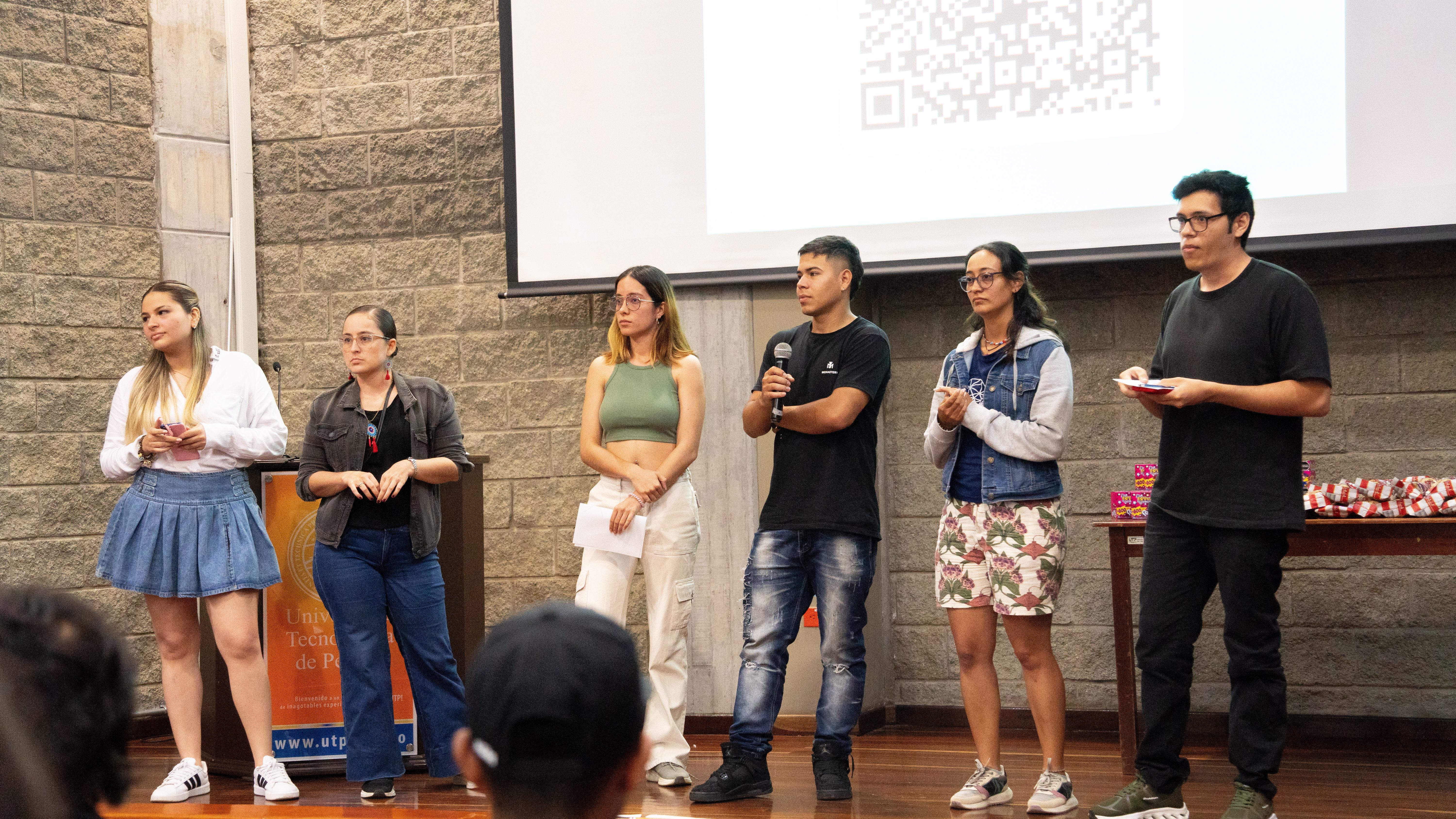 Imagen alusiva a Éxito total en la jornada de empleabilidad: Quala y ASEUTP impulsan el talento UTP