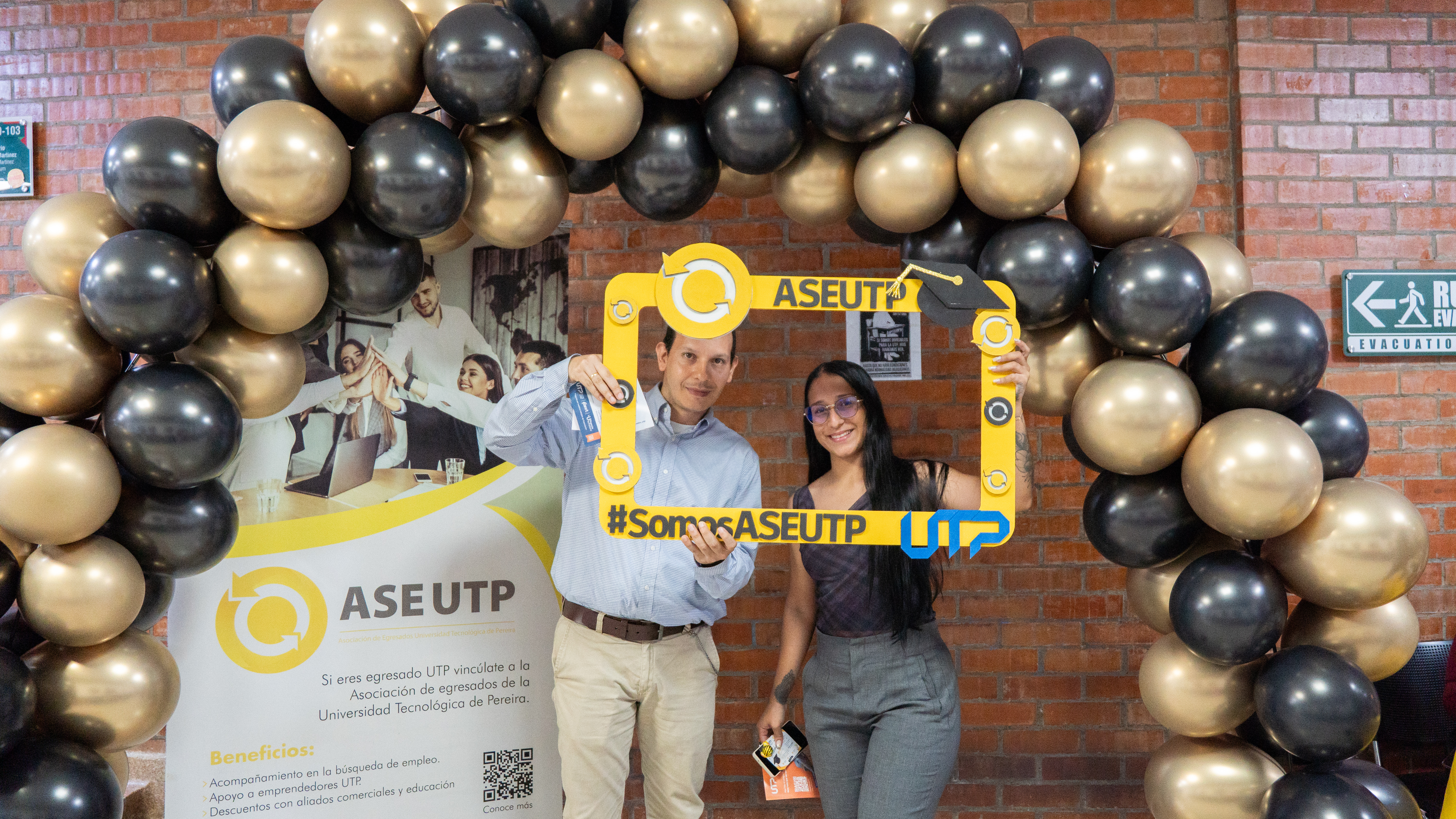 Imagen alusiva a ASEUTP celebró con éxito la «Noche de los Graduandos»