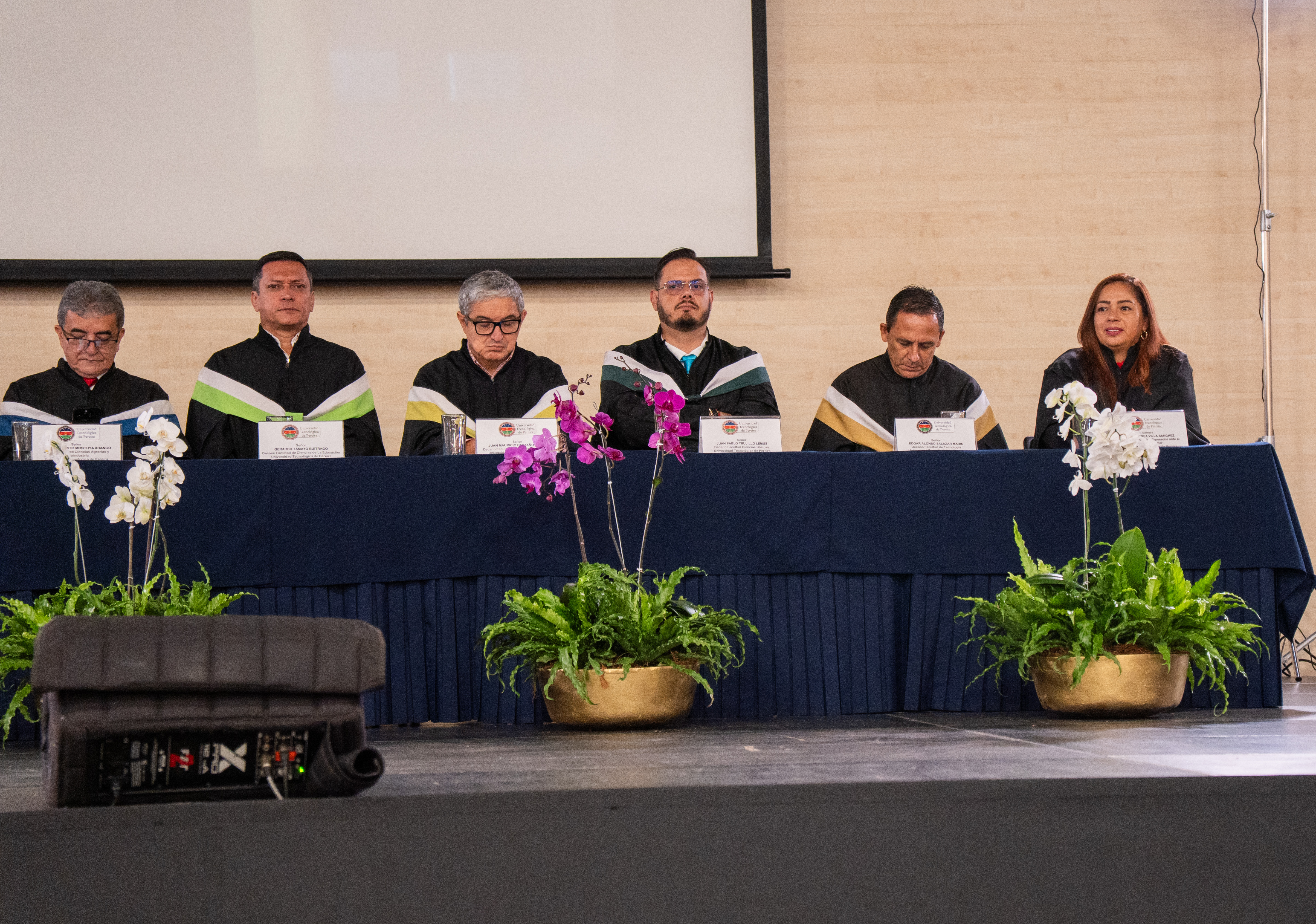 Imagen alusiva a Nuevos profesionales con sello de excelencia: Una jornada de orgullo y proyección en la UTP