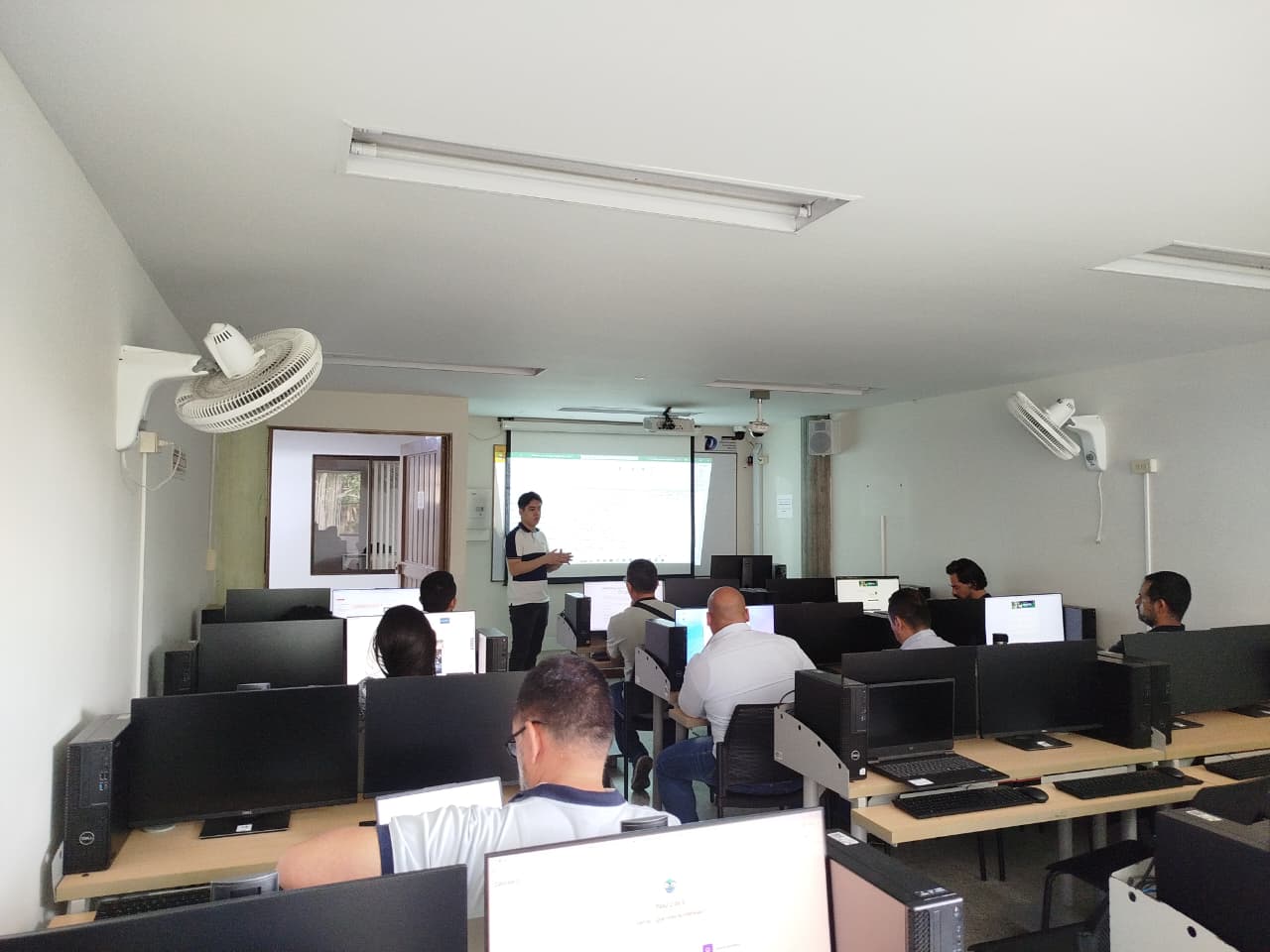 Avanza alianza entre SENATIC y la Secretaría de Educación de Dosquebradas gracias a la gestión de la representación de egresados