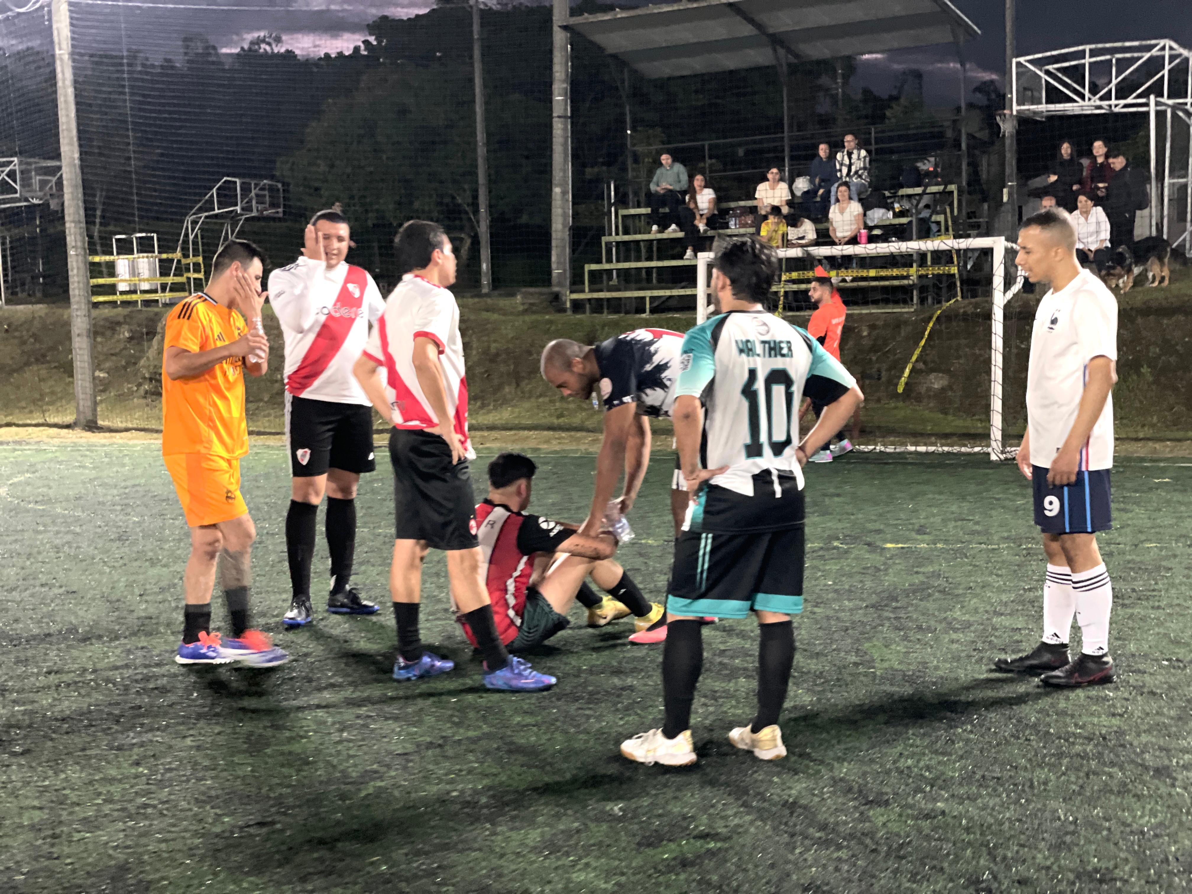 Imagen alusiva a Gran Final del Torneo de Fútbol 6 – Sentido UTP Egresados