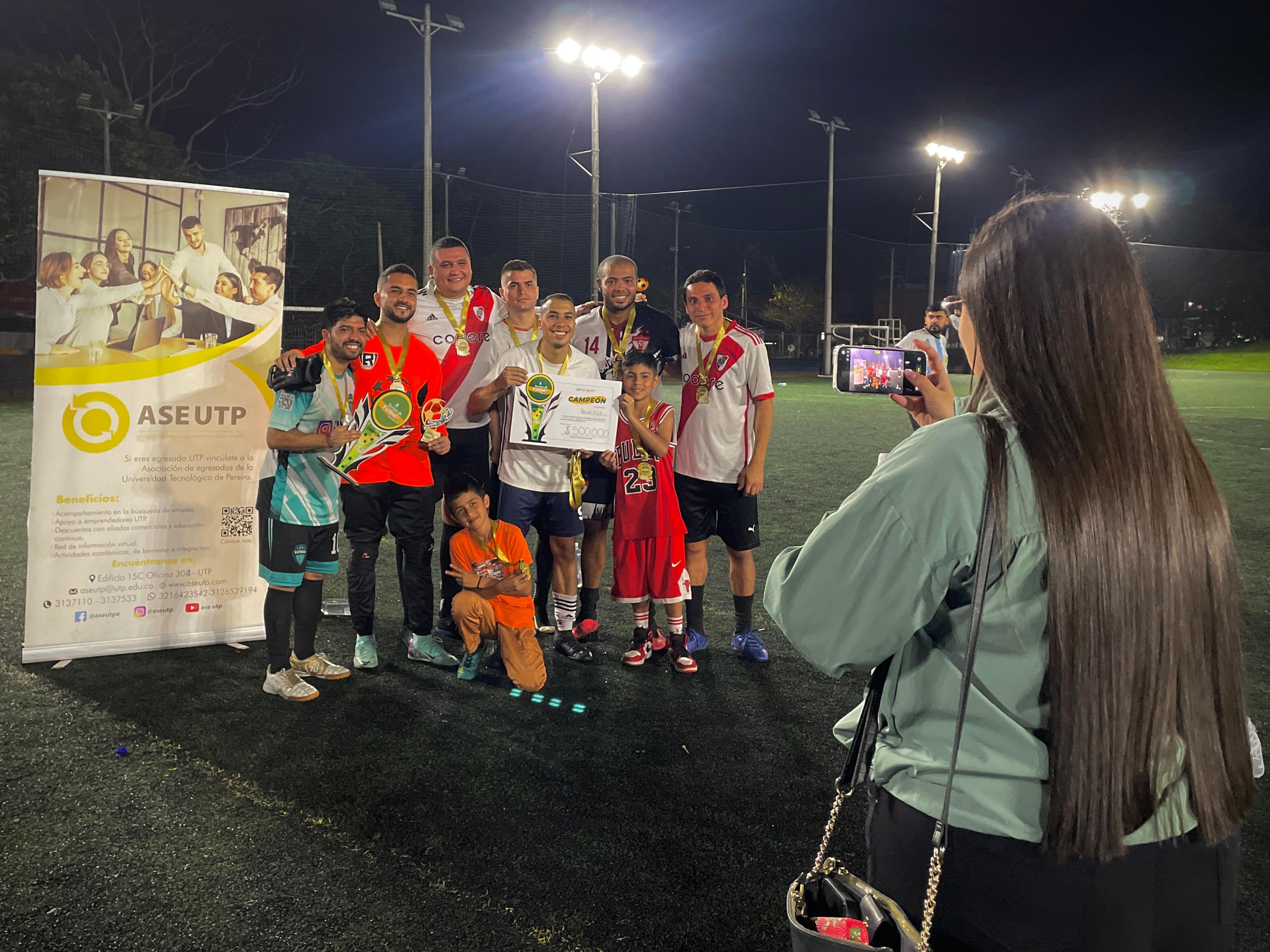 Imagen alusiva a Gran Final del Torneo de Fútbol 6 – Sentido UTP Egresados