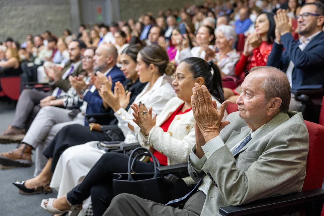 Imagen alusiva a La ASEUTP hizo presencia en el homenaje a figuras clave del departamento de Risaralda qué rindieron la Universidad Tecnológica de Pereira y el Museo de Arte de Pereira.