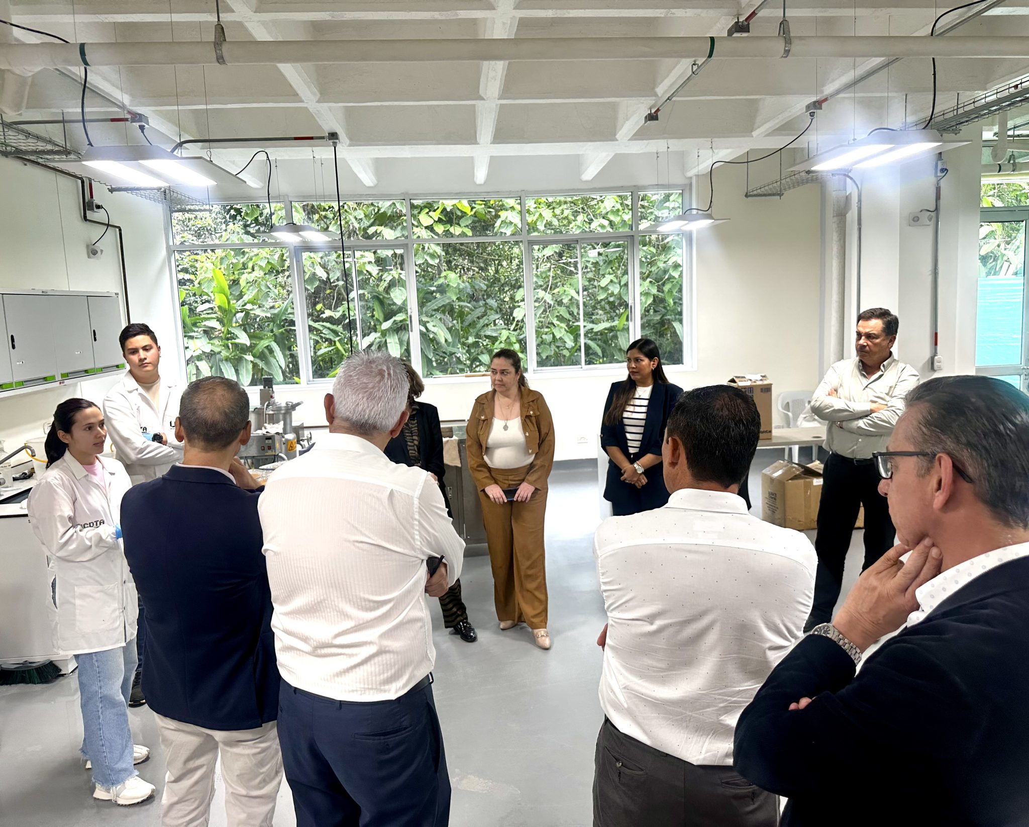 Imagen alusiva a El Consejo Académico de la UTP recorrió el Centro de Desarrollo Tecnológico Agroindustrial (CDTA)