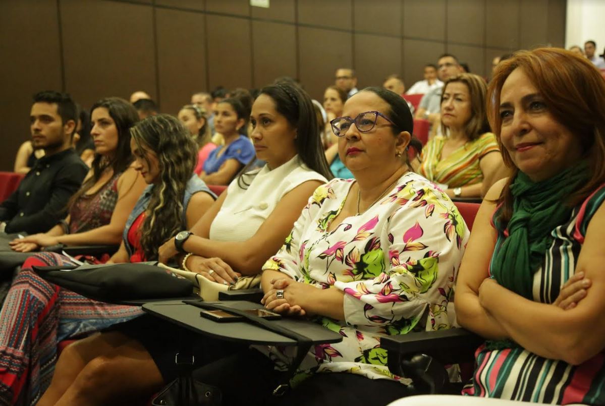 Se cumplió el tercer Diálogo con Administrativos