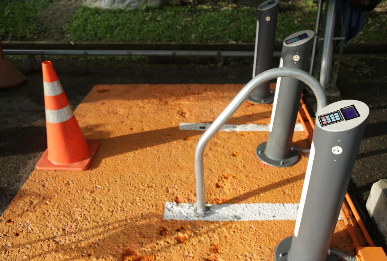 Imagen alusiva a UTP cuenta con punto de carga para motociclos